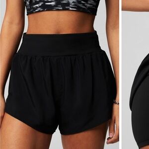 Fabletics - Sun Chaser Shorts - black